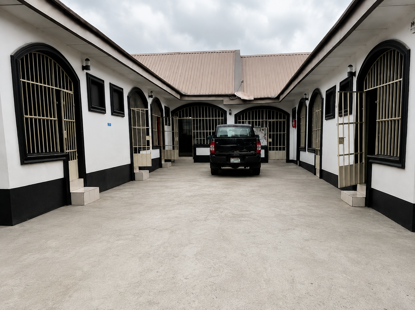 Internal compound at PIKKMASTER BMV SUITE, 139 IBB Way, Calabar